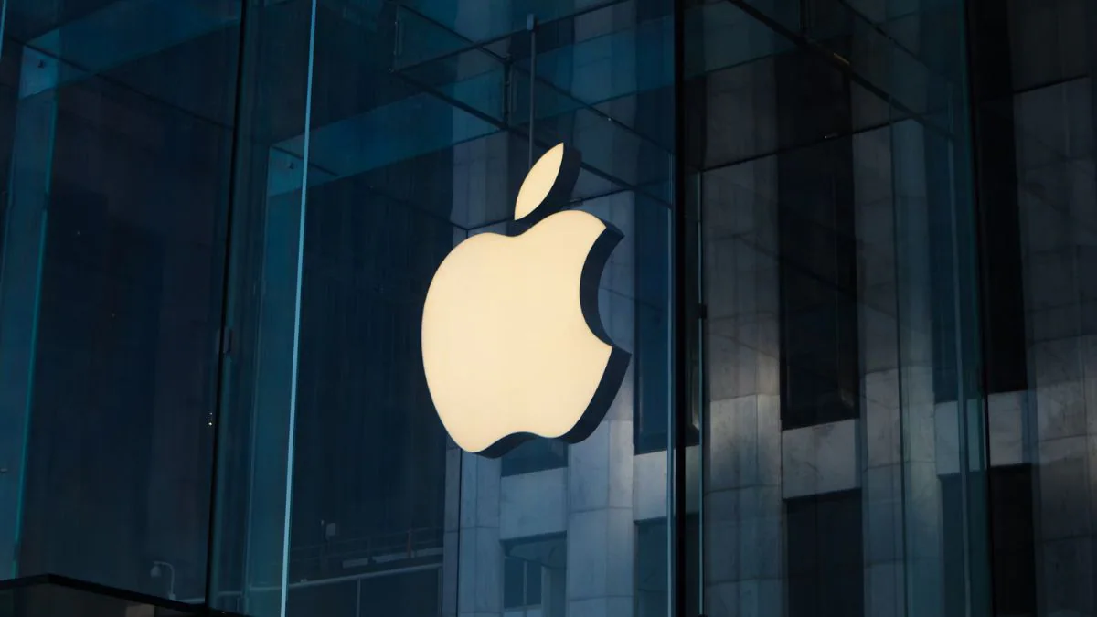 Apple's Bold Moves Amidst Challenging Earnings